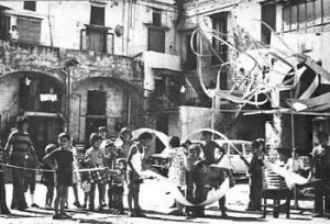 RICCARDO DALISI,ANIMAZIONE CON GLI STUDENTI DEL GRUPPO VICOLO A PONTICELLI, NAPOLI.1975
