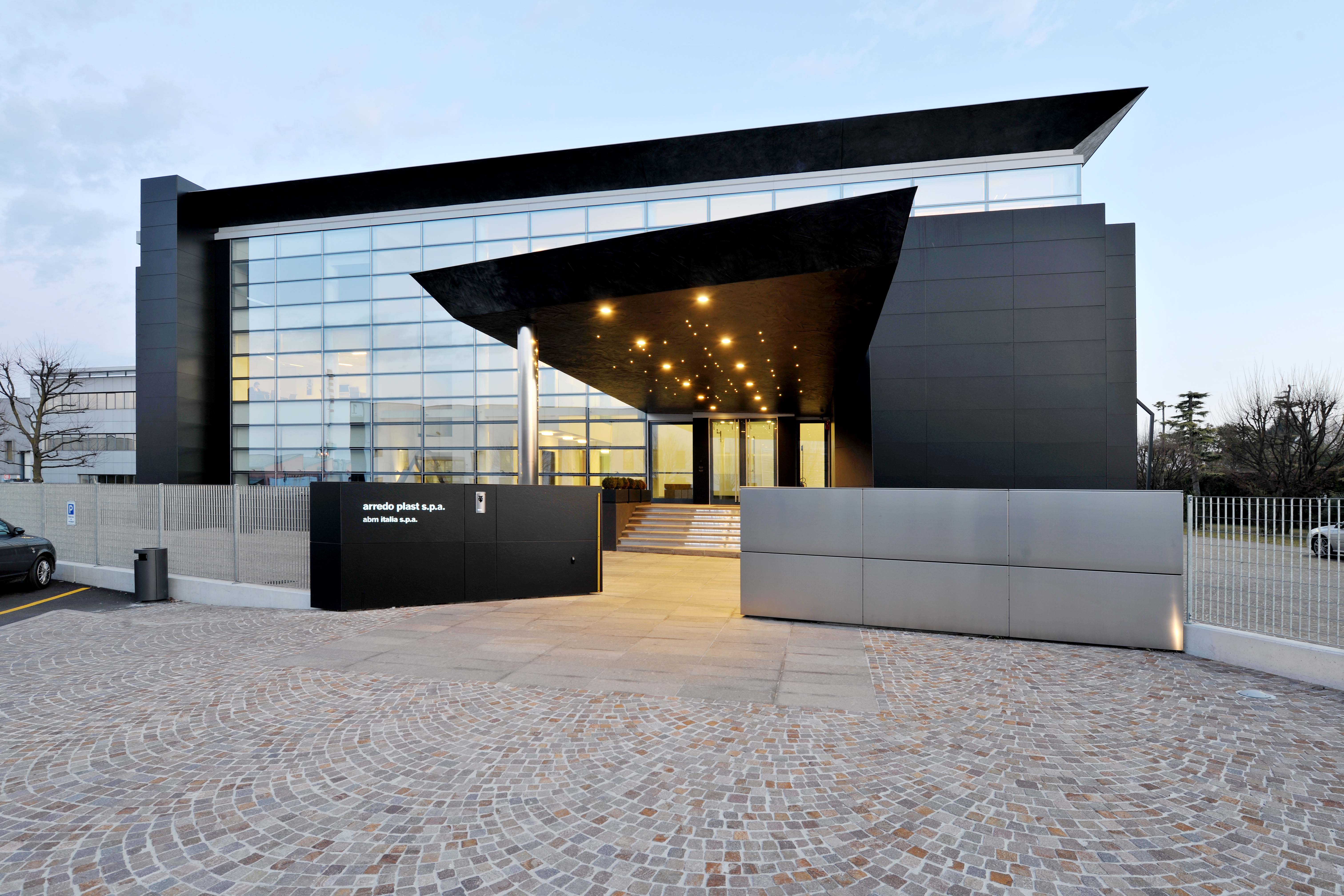 Gli italiani non hanno fame: Migliaia di curriculum all ...