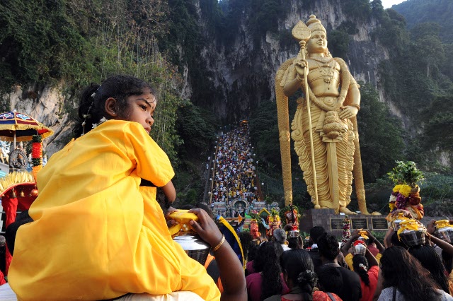 Malesia Batu caves 640