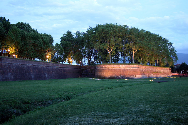 mura Lucca