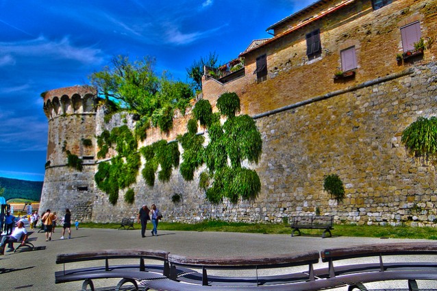 San Gimignano, un borgo da favola sulle colline senesi