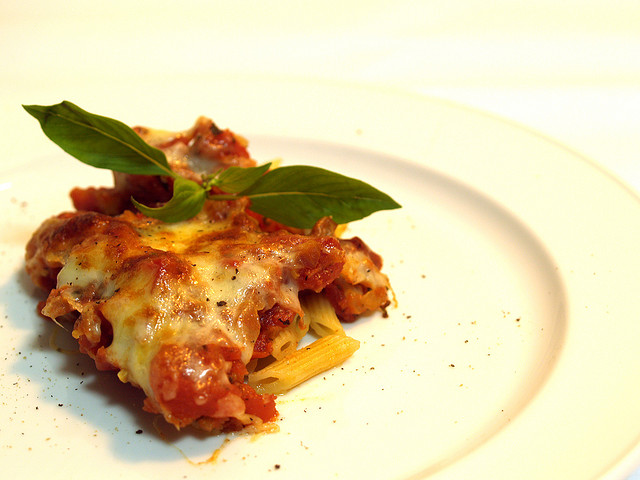 Penne al forno. Foto di Sebastian Mary