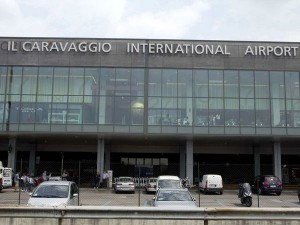 L'ingresso dell'aeroporto di Orio al Serio.