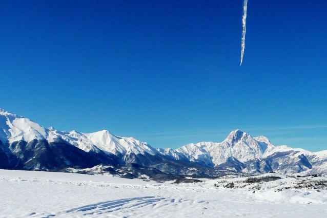 Vacanze sulla neve a Pescasseroli, dove il verde si tinge di bianco