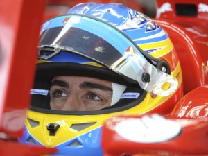 alonso a bordo della sua ferrari nel gp del canada