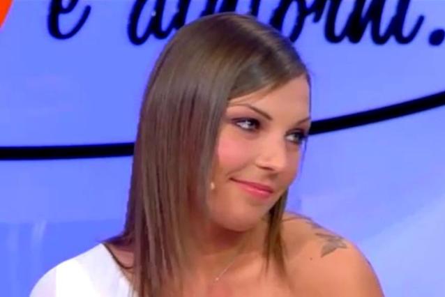 Con l’ingresso di Alessio Lo Passo nel trono blu, prima di dominio di Francesco Monte e Cristian Gallella, è venuto a crearsi un certo scompiglio in studio