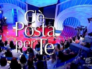 Programmi tv di stasera 22 febbraio: Una storia da cantare su Rai Uno e C’è posta per te su Canale 5