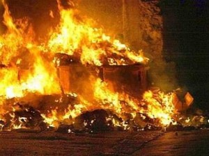 Rifiuti e servizi segreti: tutti gli intrecci dell'emergenza in Campania