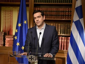 Dopo 8 anni finisce il commissariamento della Troika in Grecia. Draghi: “Ora debito più sostenibile”