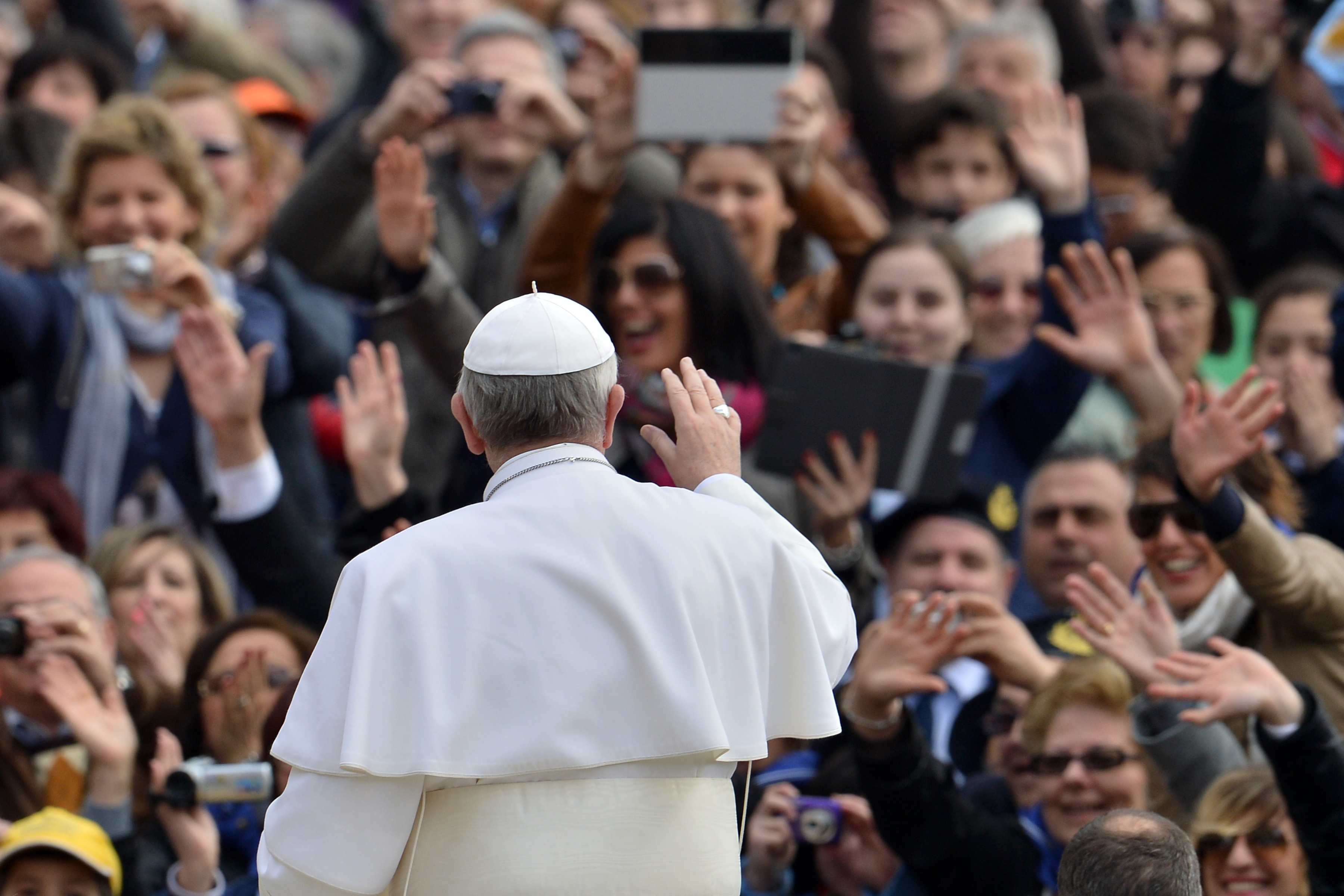 Giallo sulla salute di Papa Francesco: per Qn ha un tumore al cervello