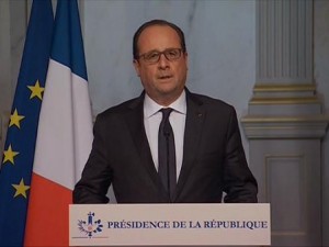 Hollande parla alla nazione: “È atto di guerra”