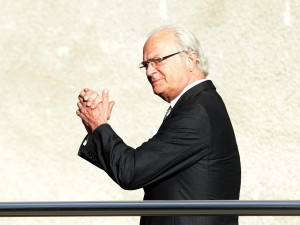 I reali di Svezia Carl e Silvia di Svezia in visita al neonato della principessa Madeleine.Stockholm, Sweden – King Carl XVI Gustaf and Queen Silvia of Sweden comes to visit Princess Madeleiens newborn baby at Danderyd sjukhus, Stockholm 15 June 2015. ZumaPressLaPresse –– Only Italy