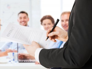 Il lavoro da 243mila euro e tre mesi di vacanza che nessuno vuole fare
