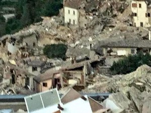“Almeno cento dispersi a Pescara del Tronto”