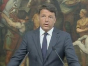 Renzi nel pomeriggio nei luoghi colpiti dal sisma: "Grazie ai soccorritori"