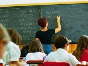 Genitori e insegnanti contro l'abolizione della bocciatura a scuola: la petizione