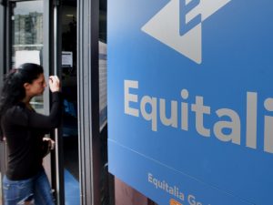 Cosa succede se Equitalia chiude (e chi ci guadagna)