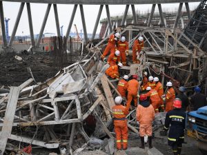 Cina, almeno 40 operai muoiono a causa del crollo di una centrale elettrica