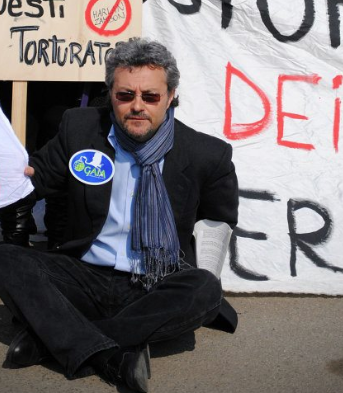 Edager Meyer, presidente dell'associazione animalista Gaia