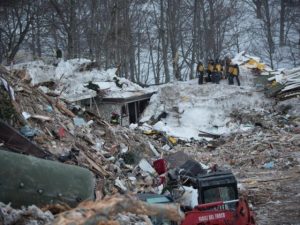 Rigopiano, parla il legale del sindaco: "La valanga si poteva prevedere"