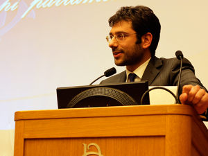 Armi alla Libia, l'italiana arrestata: "Tofalo organizzò convegno tra M5S e leader islamista"