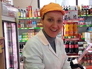 Donna uccisa in Calabria, il cadavere in una pozza di sangue: colpita da corpo contundente