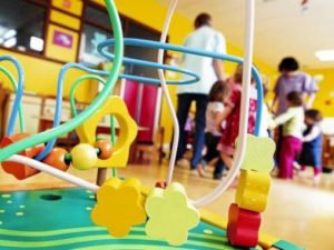 "All'asilo prima i bambini veneti, poi gli stranieri": Cdm impugna la legge, "è discriminatoria"