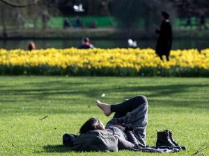 Meteo, piove al sud; sole nel resto d'Italia