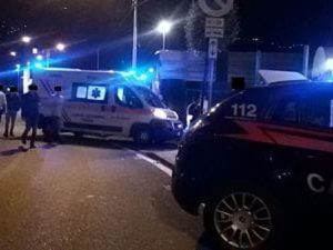 Treviso, i ladri in fuga centrano un’auto: feriti padre e figlia di 6 anni
