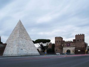 L'Europa Award al restauro della Piramide di Roma: "Così risplendono gli antichi marmi"