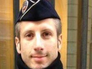 Xavier, l'agente ucciso a Parigi era alla riapertura del Bataclan col suo compagno