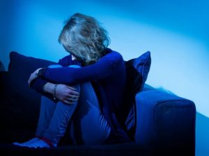 Blue whale, il gioco colpisce ancora. 13enne di Pescara: "Mi butto dall'ottavo piano"