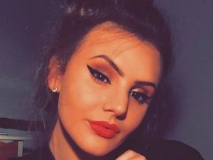 Regno Unito: mangia il kebab, 15enne si sente male e muore: era allergica allo yogurt