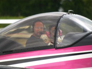 Thiene, pilota finge un guasto aereo per chiedere alla fidanzata di sposarlo