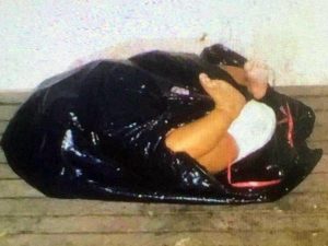 Rapisce la bimba di 5 mesi dell?amica, poi la getta nell?immondizia: condannata