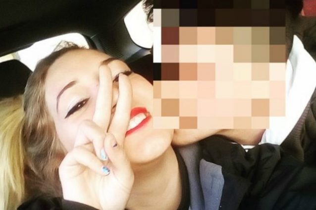 Confessa il fidanzato di Noemi, la folla inferocita prova a linciarlo: lui sorride