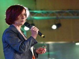 “Ridurre a due anni la durata della scuola media”: la proposta della sottosegretaria all’Istruzione