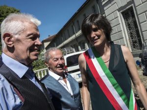 Appendino introduce il lessico femminile negli uffici, Salvini la attacca: "Boldrini grillina"