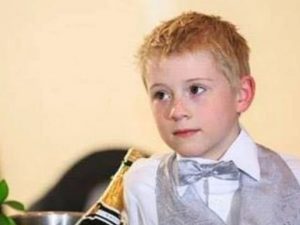 Il frigorifero della casa vacanze si guasta, bimbo di 10 anni muore per le esalazioni