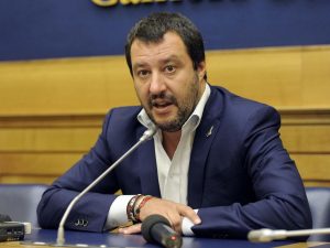Si vota per i fondi ai terremotati, Salvini non c'è. Pd attacca: “È senza vergogna”