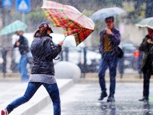 Meteo: nuova ondata di maltempo e temporali, temperature sotto le medie stagionali