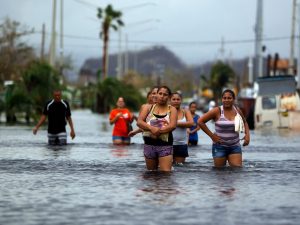 Uragano Maria, “estremo pericolo” a Porto Rico: crolla una diga, allagate due cittadine
