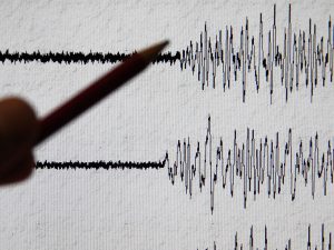 Forte scossa di terremoto a L’Aquila di magnitudo 3.7: paura ma nessun danno.