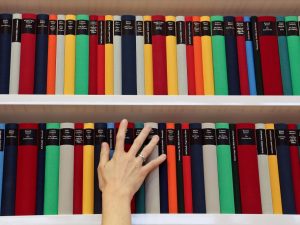 Editoria, Feltrinelli acquisisce Marsilio: le due case editrici “alleate per il futuro”