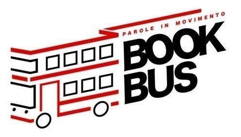 Il logo del progetto "Parole in Movimento" (https://www.facebook.com/thebestbookbus/)