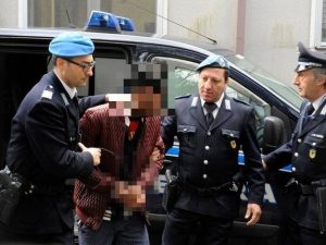 Omicidio Pamela, le intercettazioni in carcere: “Oseghale avrebbe dovuto farla a pezzi e congelarla”