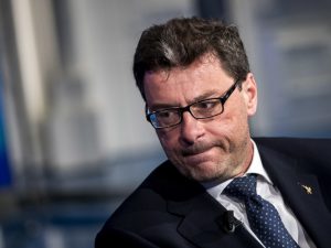 Bilancio, Giorgetti (Lega): “Il reddito di cittadinanza sarà nella manovra”