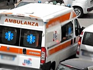 Udine, cade dal balcone e fa un volo di quattro metri: grave una bimba di 3 anni
