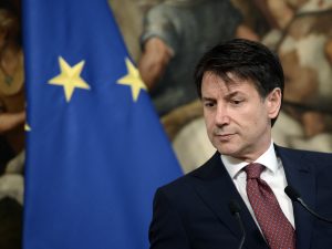 Migranti, la lettera di Giuseppe Conte all’Ue: “Creare una cellula di crisi per gestire i soccorsi”