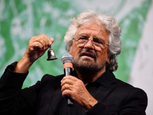 Il deputato Dell’Osso lascia M5S, Grillo ironizza: “Pago più di Berlusconi, pago cash”